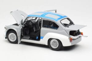 Fiat Abarth 1000 TCR Matná Šedá Modré Pruhy AUTOart 1:18 72642 Kov – obrázek 5 z 8