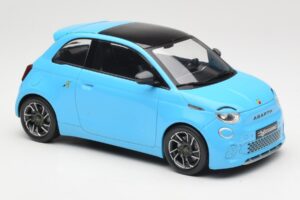 Abarth 500e Modrý IXO 1:18 MCG18499 Kov – obrázek 4 z 6