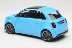 Abarth 500e Modrý IXO 1:18 MCG18499 Kov – obrázek 5 z 6
