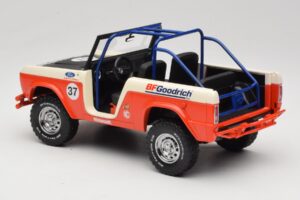 Ford Bronco Baja #37 1966 GreenLight 1:18 19037 Kov – obrázek 5 z 6