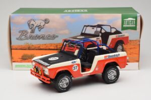 Ford Bronco Baja #37 1966 GreenLight 1:18 19037 Kov – obrázek 6 z 6