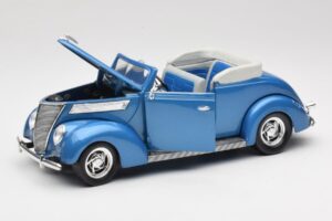 Ford Kabriolet Modrý Road Signature 1:18 92238 Kov – obrázek 2 z 8