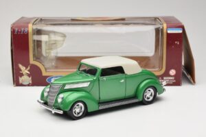 Ford Kabriolet Zelený Road Signature 1:18 92239 Kov – obrázek 8 z 8