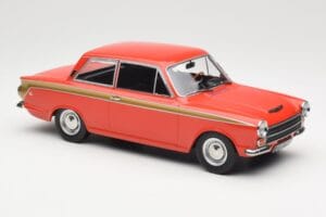 Ford Cortina Lotus Red & Gold Stripe MCG 1:18 MCG18532 Kov – obrázek 4 z 6