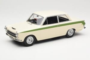 Ford Cortina Lotus White & Green Stripe MCG 1:18 MCG18434 Kov
