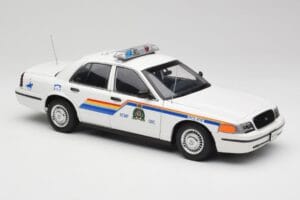 Ford Crown Victoria RCMP Police Car AUTOart 1:18 72706 Kov – obrázek 6 z 8