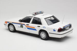 Ford Crown Victoria RCMP Police Car AUTOart 1:18 72706 Kov – obrázek 7 z 8