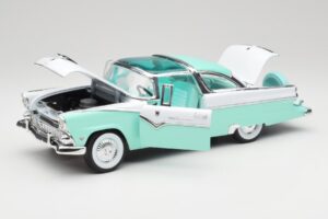 Ford Crown Victoria Seafoam Zelený & Bílý Road Legends 1:18 92138 Kov – obrázek 2 z 7