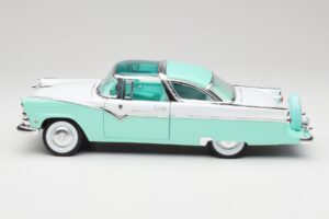 Ford Crown Victoria Seafoam Zelený & Bílý Road Legends 1:18 92138 Kov – obrázek 3 z 7