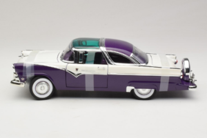 Ford Crown Victoria Bílý Fialový Road Signature 1:18 92138-P1 Kov – obrázek 3 z 6