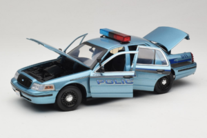 Ford Crown Victoria Police Cruiser Twilight Blue Greenlight 1:18 1643 Kov – obrázek 2 z 8