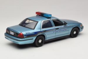 Ford Crown Victoria Police Cruiser Twilight Blue Greenlight 1:18 1643 Kov – obrázek 3 z 8