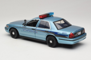 Ford Crown Victoria Police Cruiser Twilight Blue Greenlight 1:18 1643 Kov – obrázek 7 z 8