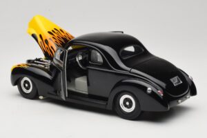 Ford Deluxe Hot Rod Černý Universal Hobbies 1:18 6002 Kov – obrázek 5 z 8