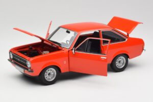Ford Escort Mk2 Signal Orange Minichamps 1:18 150084100 Kov – obrázek 2 z 8