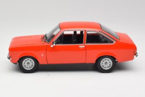 Ford Escort Mk2 Signal Orange Minichamps 1:18 150084100 Kov – obrázek 4 z 8