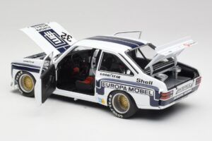 Ford Escort II RS1800 #32 K. Ludwig Nürburgring Winner 1976 Minichamps 1:18 100768432 Kov – obrázek 5 z 8