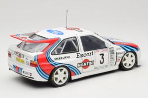 Ford Escort RS Cosworth Martini #3 1000 Miglia 1995 UT Models 1:18 39550 Kov – obrázek 3 z 8