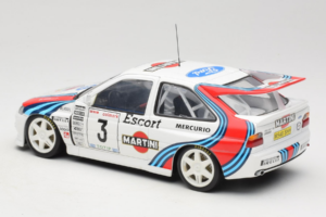 Ford Escort RS Cosworth Martini #3 1000 Miglia 1995 UT Models 1:18 39550 Kov – obrázek 7 z 8
