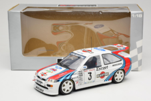 Ford Escort RS Cosworth Martini #3 1000 Miglia 1995 UT Models 1:18 39550 Kov – obrázek 8 z 8