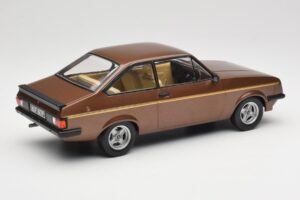 Ford Escort Mk2 RS 2000 Brown Metallic MCG 1:18 MCG18530 Kov – obrázek 2 z 6