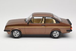 Ford Escort Mk2 RS 2000 Brown Metallic MCG 1:18 MCG18530 Kov – obrázek 3 z 6