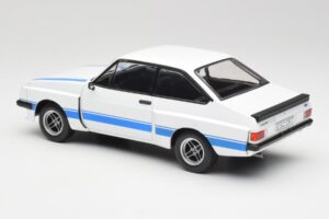 Ford Escort Mk2 RS 2000 X-Pack Diamond Bílý & Modrý Stripe MCG 1:18 MCG18350 Kov – obrázek 5 z 6