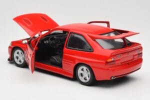 Ford Escort Mk5 RS Cosworth Červený UT Models 1:18 180082102 Kov – obrázek 5 z 8