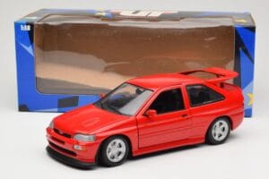 Ford Escort Mk5 RS Cosworth Červený UT Models 1:18 180082102 Kov – obrázek 8 z 8