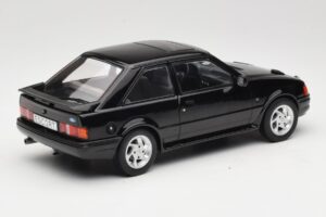 Ford Escort Mk4 RS Turbo S2 Černý MCG 1:18 MCG18546 Kov – obrázek 2 z 6
