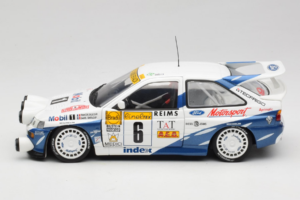 Ford Escort RS Cosworth Mobil 1 #6 F. Delecour / D. Grataloup Rally Monte Carlo Night Version Winner 1994 UT Models 1:18 3945 – obrázek 4 z 8