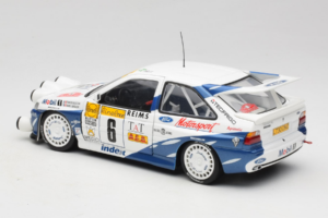 Ford Escort RS Cosworth Mobil 1 #6 F. Delecour / D. Grataloup Rally Monte Carlo Night Version Winner 1994 UT Models 1:18 3945 – obrázek 7 z 8
