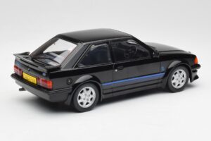 Ford Escort RS Turbo Soukromé Auto Princezny Diany Černý MCG 1:18 MCG18420 Kov – obrázek 2 z 6