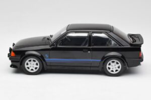 Ford Escort RS Turbo Soukromé Auto Princezny Diany Černý MCG 1:18 MCG18420 Kov – obrázek 3 z 6