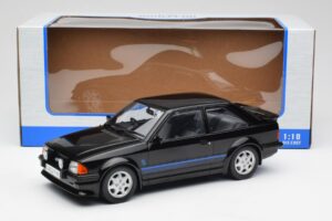 Ford Escort RS Turbo Soukromé Auto Princezny Diany Černý MCG 1:18 MCG18420 Kov – obrázek 6 z 6