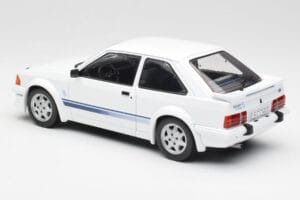 Ford Escort RS Turbo Bílý MCG 1:18 MCG18419 Kov – obrázek 5 z 6