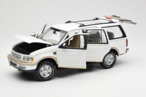 Ford Expedition Eddie Bauer Bílý UT Models 1:18 22712 Kov – obrázek 2 z 8