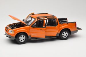 Ford Explorer Sport Trac Oranžový Maisto 1:18 536891G Kov – obrázek 2 z 8