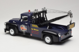 Ford F-100 Odtahový Vůz Bob's Towing Welly 1:18 19834-W Kov – obrázek 5 z 6