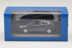 Ford Fiesta Mk5 4-Door Tmavě Modrý Minichamps 1:43 FIESTA001 Kov – obrázek 4 z 4