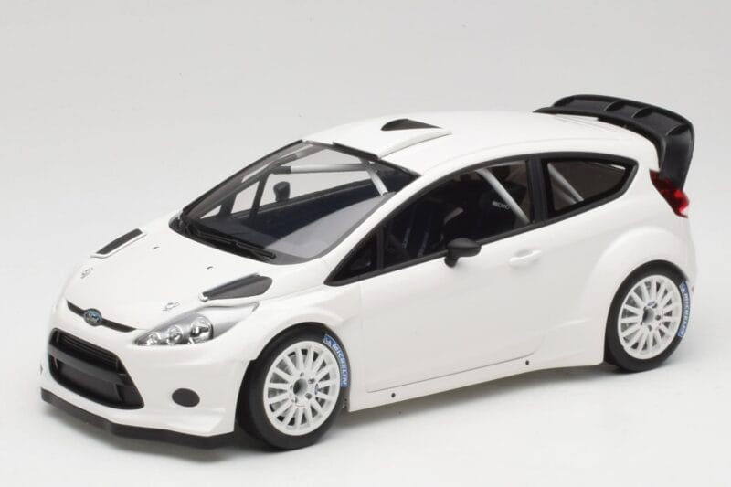 Ford Fiesta RS WRC Street Mk7 Bílý Minichamps 1:18 151110890 Kov