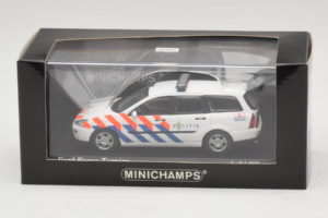 Ford Focus Turnier Politie Minichamps 1:43 430087092 Kov – obrázek 4 z 4