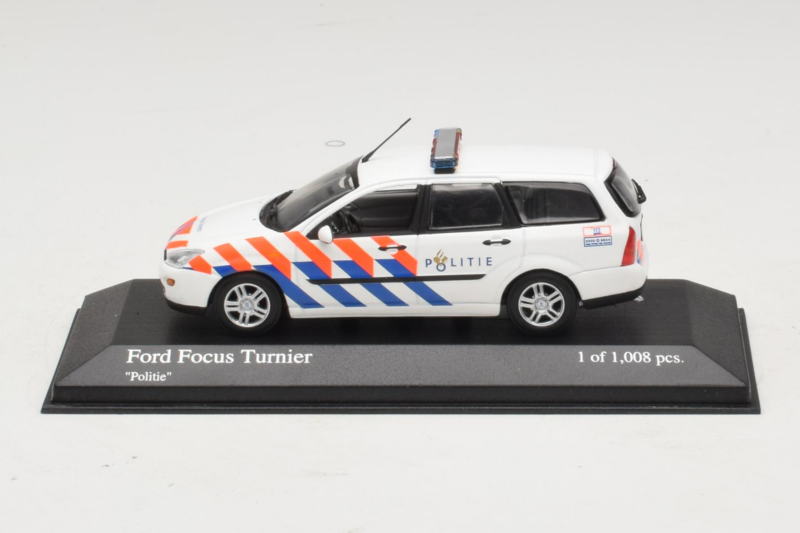 Ford Focus Turnier Politie Minichamps 1:43 430087092 Kov