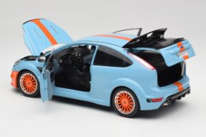 Ford Focus RS LM Classic Edition Gulf 1968 Ford GT40 Tribute Minichamps 1:18 100080068 Kov – obrázek 5 z 8