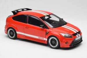 Ford Focus RS LM Classic Edition Race Red 1967 Ford Mk IV Tribute Minichamps 1:18 100080067 Kov – obrázek 6 z 8