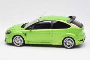 Ford Focus RS Mk2 Zelený Otto 1:18 OT381 Pryskyřice – obrázek 3 z 6