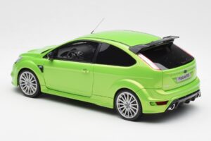 Ford Focus RS Mk2 Zelený Otto 1:18 OT381 Pryskyřice – obrázek 5 z 6
