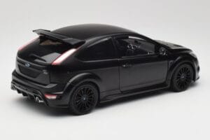 Ford Focus RS Mk2 Matte Black Minichamps 1:18 100080000 Kov – obrázek 3 z 8