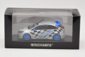 Ford Focus RS Mk2 Promo Blue Wheels Minichamps 1:43 FORD002 Kov – obrázek 4 z 4