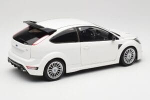 Ford Focus RS Mk2 Bílý Minichamps 1:18 100080002 Kov – obrázek 3 z 8